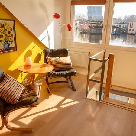 Houseboat Studio With Canalview And Free Bikes Amsterdam Buitenkant foto