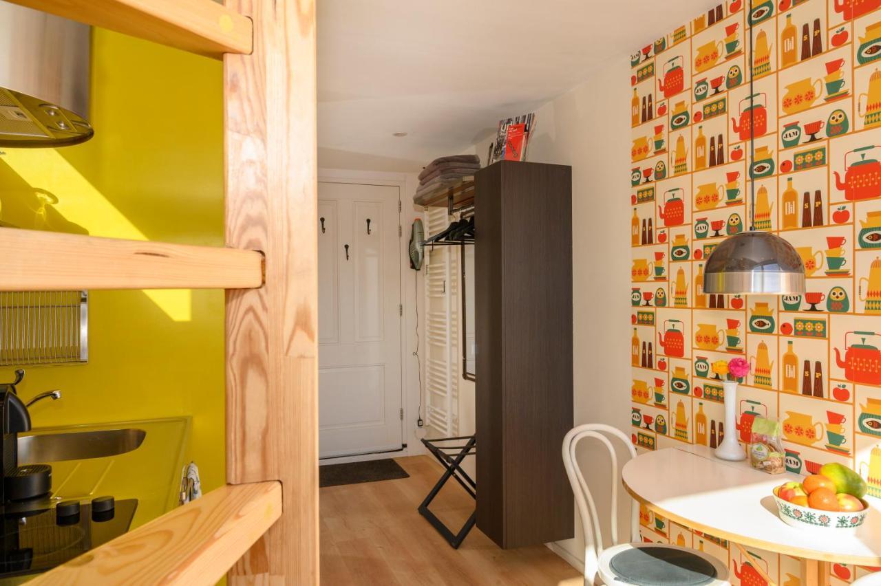 Houseboat Studio With Canalview And Free Bikes Amsterdam Buitenkant foto